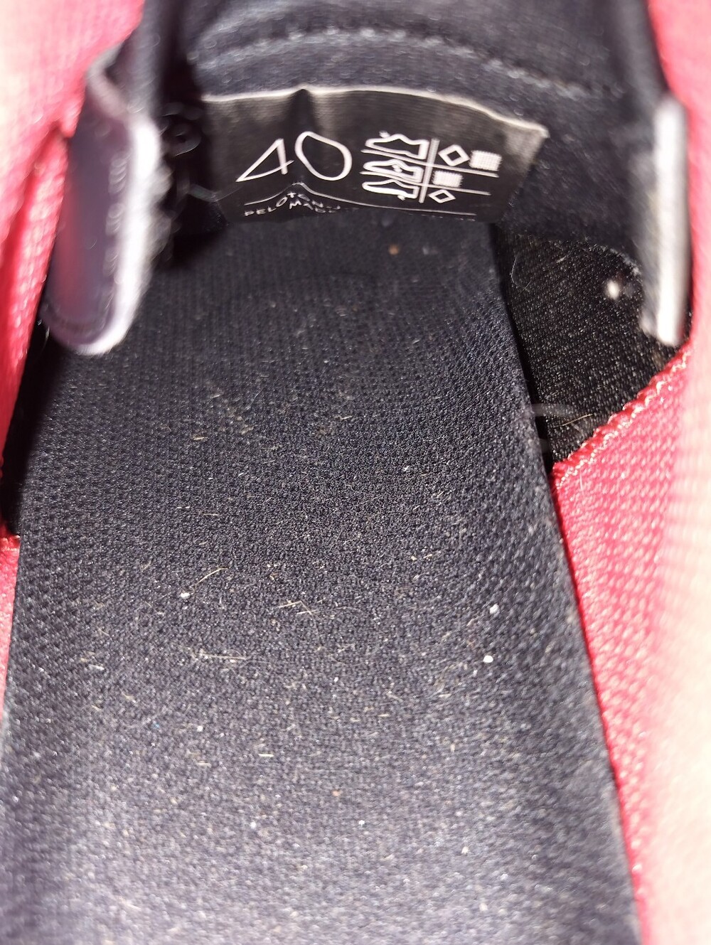 EUC Peloton Black With White And Red Cycling Shoes - Size 40 (~7.5/9) - Picture 7 of 8